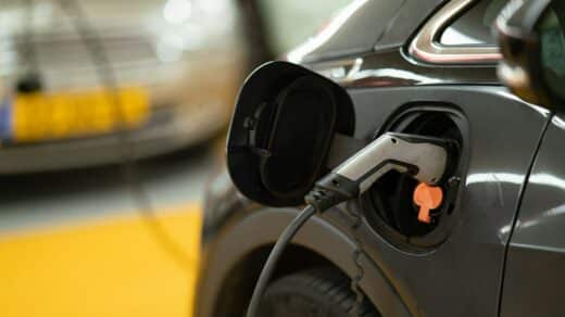 combien de temps pour recharger une voiture électrique