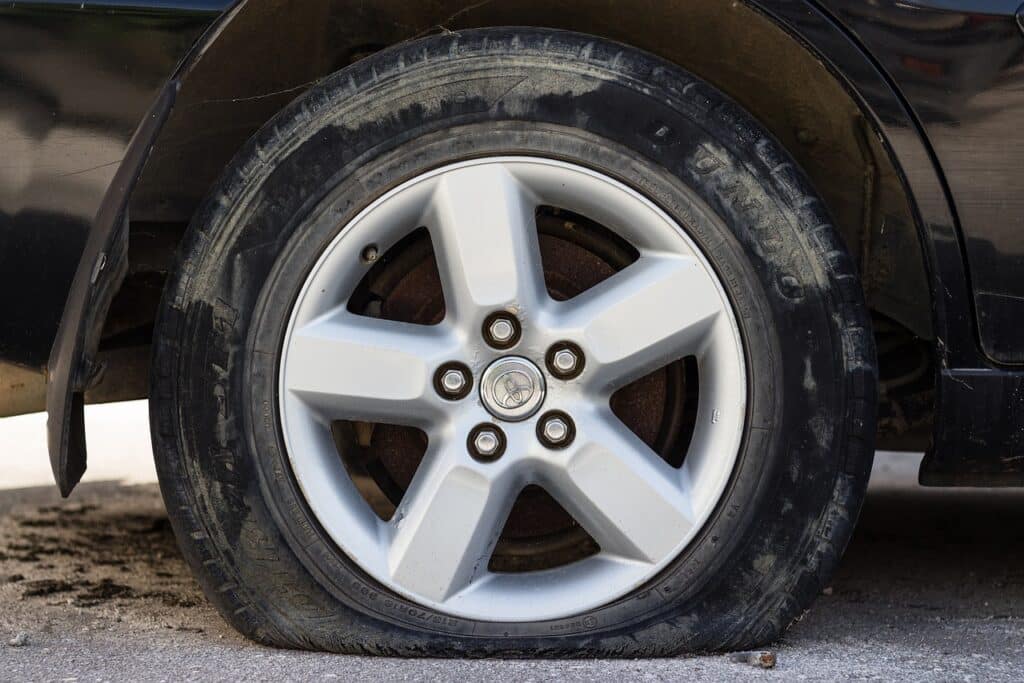 comment mettre une mèche pneu